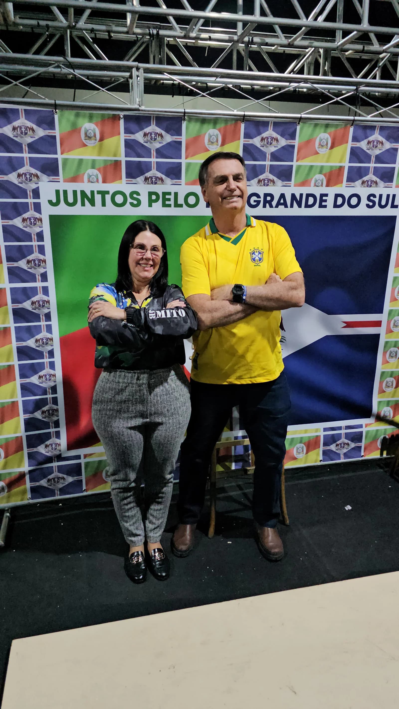 Samanta ao lado de Jair Bolsonaro